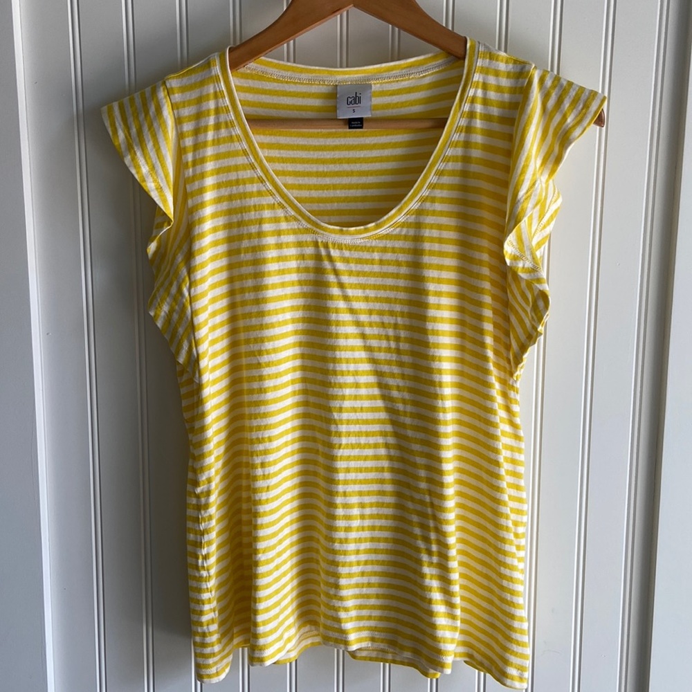 Cabi Daisy Tee NWOT